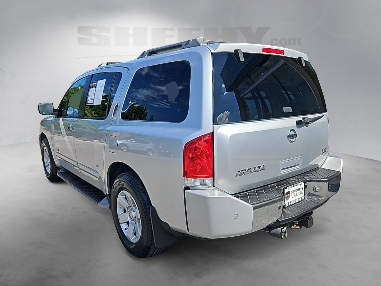 2005 Nissan Armada LE photo 10