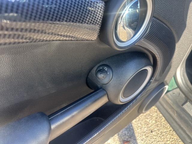 2015 Mini Cooper Convertible S photo 14