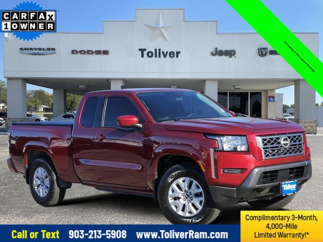 2022 Nissan Frontier SV's photo