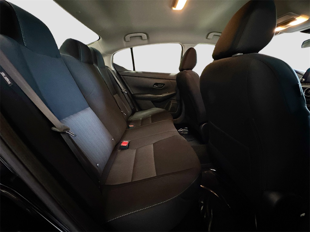 2025 Nissan Sentra SV photo 15