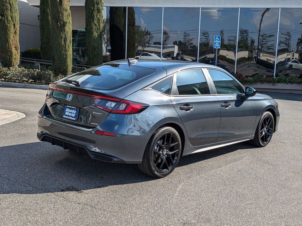 2026 Honda Civic Hatchback Sport Hybrid photo 4