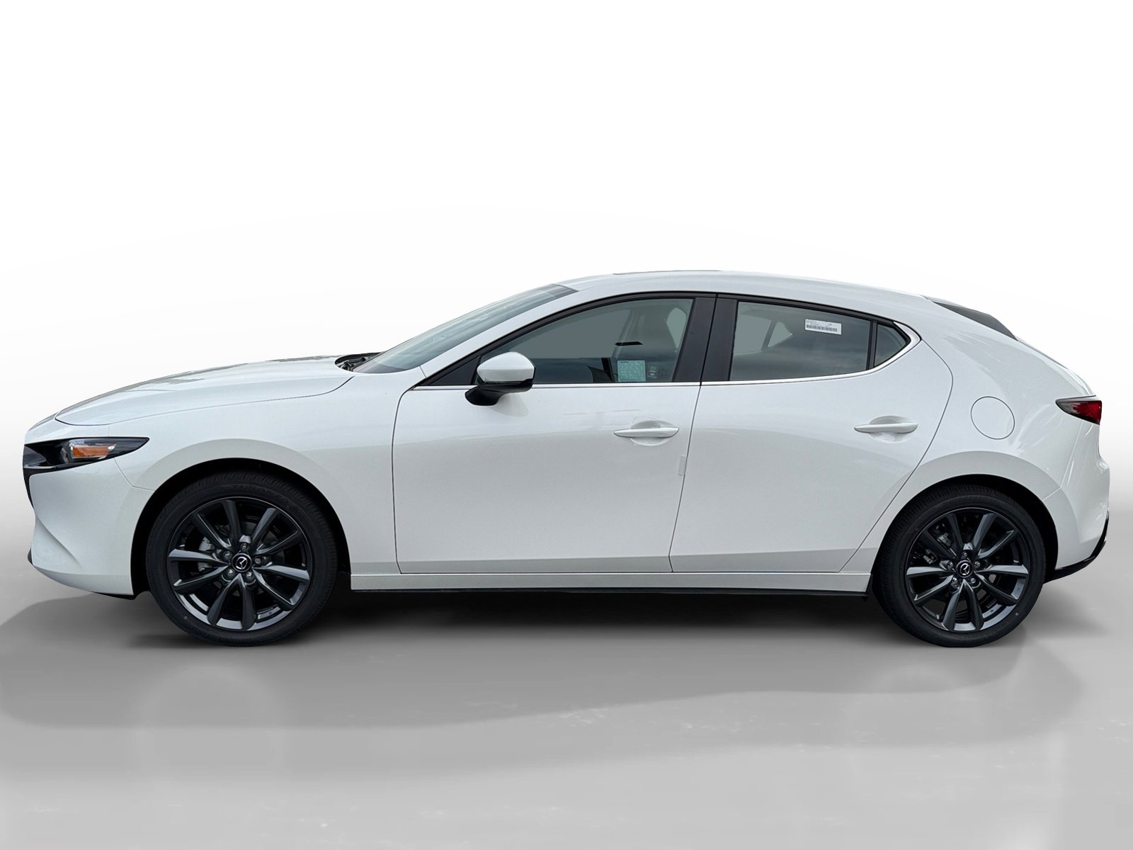 2025 Mazda Mazda3 Hatchback 2.5 s Preferred photo 2