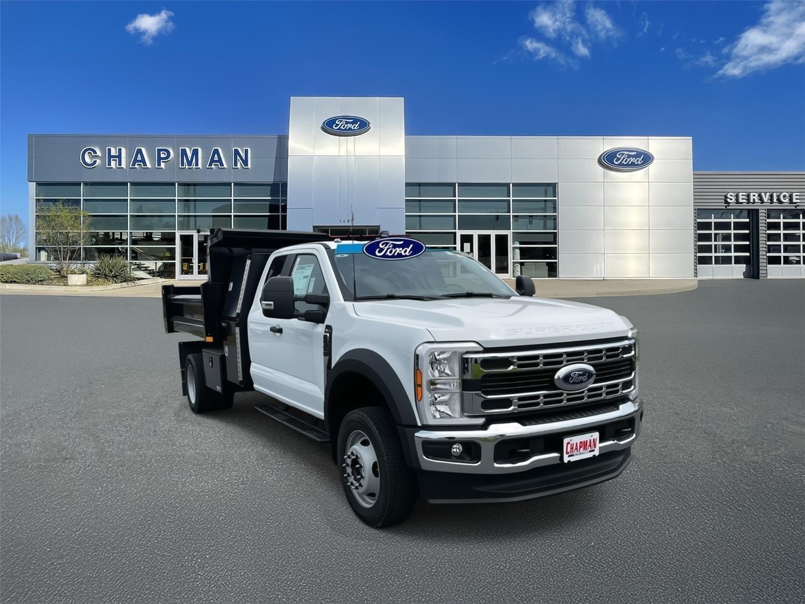 2025 Ford F-550 Super Duty Chassis Cab XL's photo