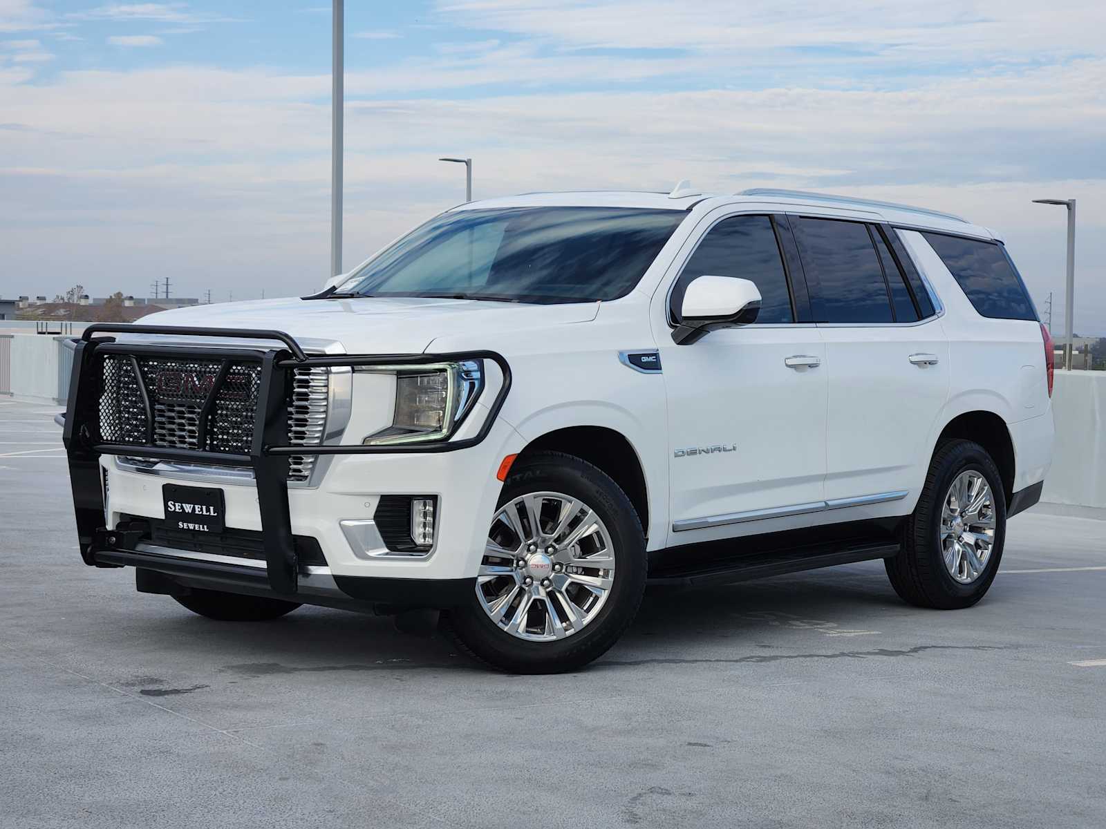 2022 GMC Yukon Denali's photo