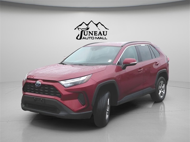 2022 Toyota RAV4 Hybrid XLE photo 3