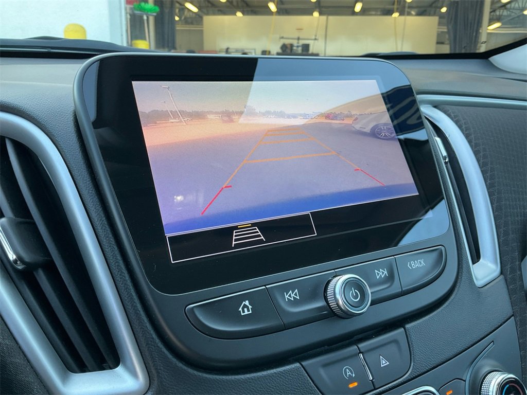 2023 Chevrolet Malibu 1LT photo 14