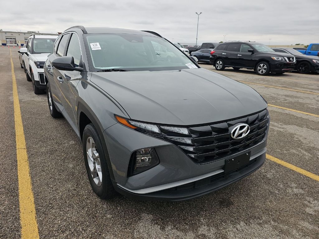2024 Hyundai Tucson SEL photo 2