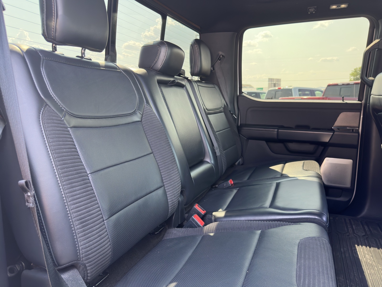2022 Ford F-150 Raptor photo 10