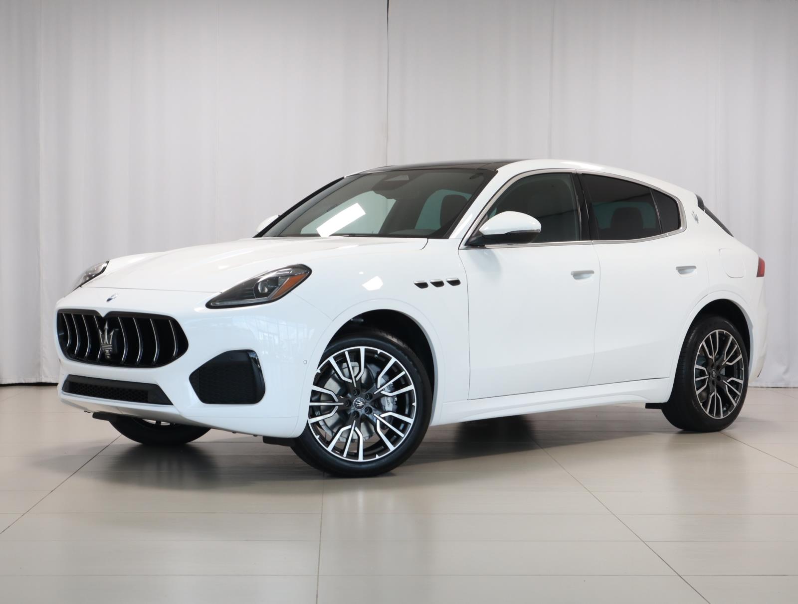 2025 Maserati Grecale Base's photo