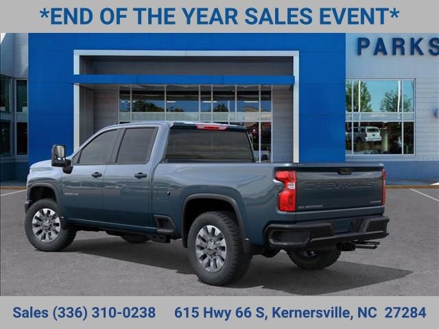 2026 Chevrolet Silverado 2500HD Custom photo 3