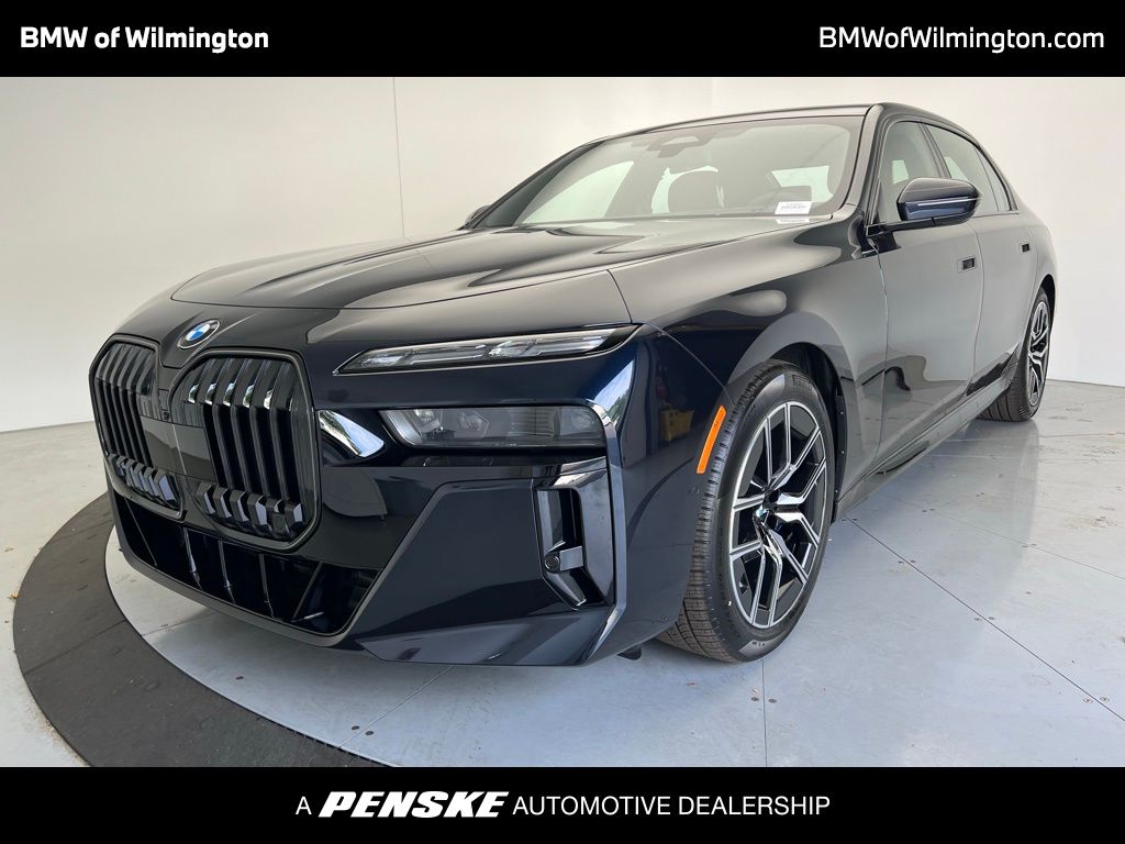 Used 2025 Carbon Black Metallic BMW 760i xDrive image 1