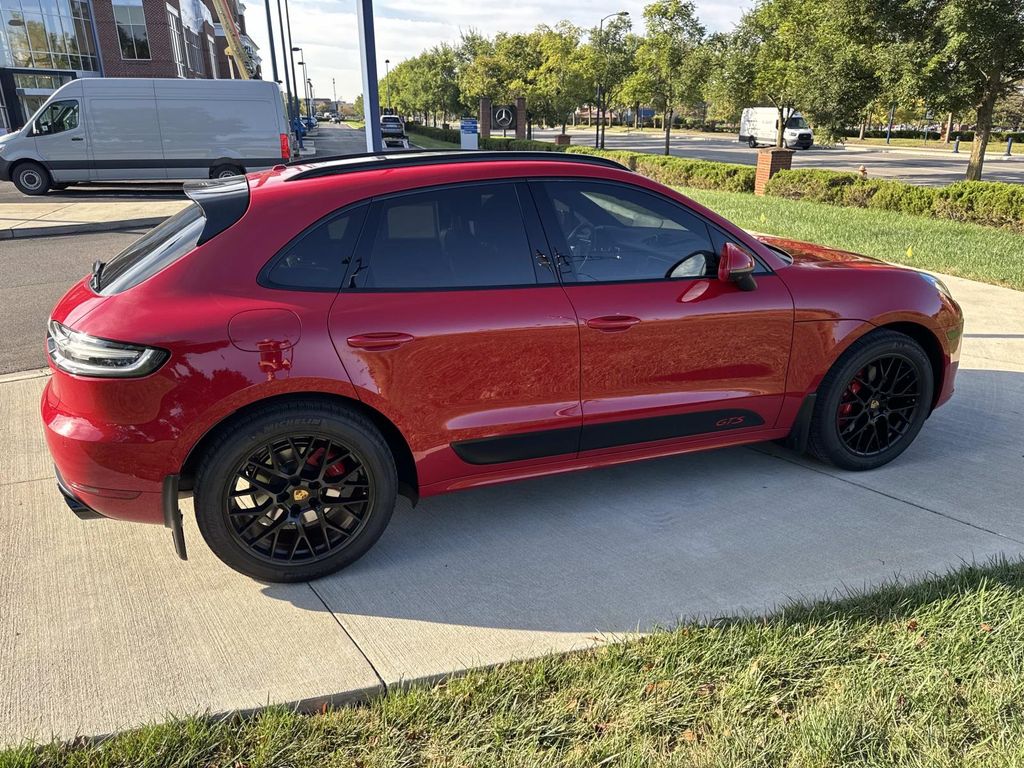 2021 Porsche Macan GTS photo 4