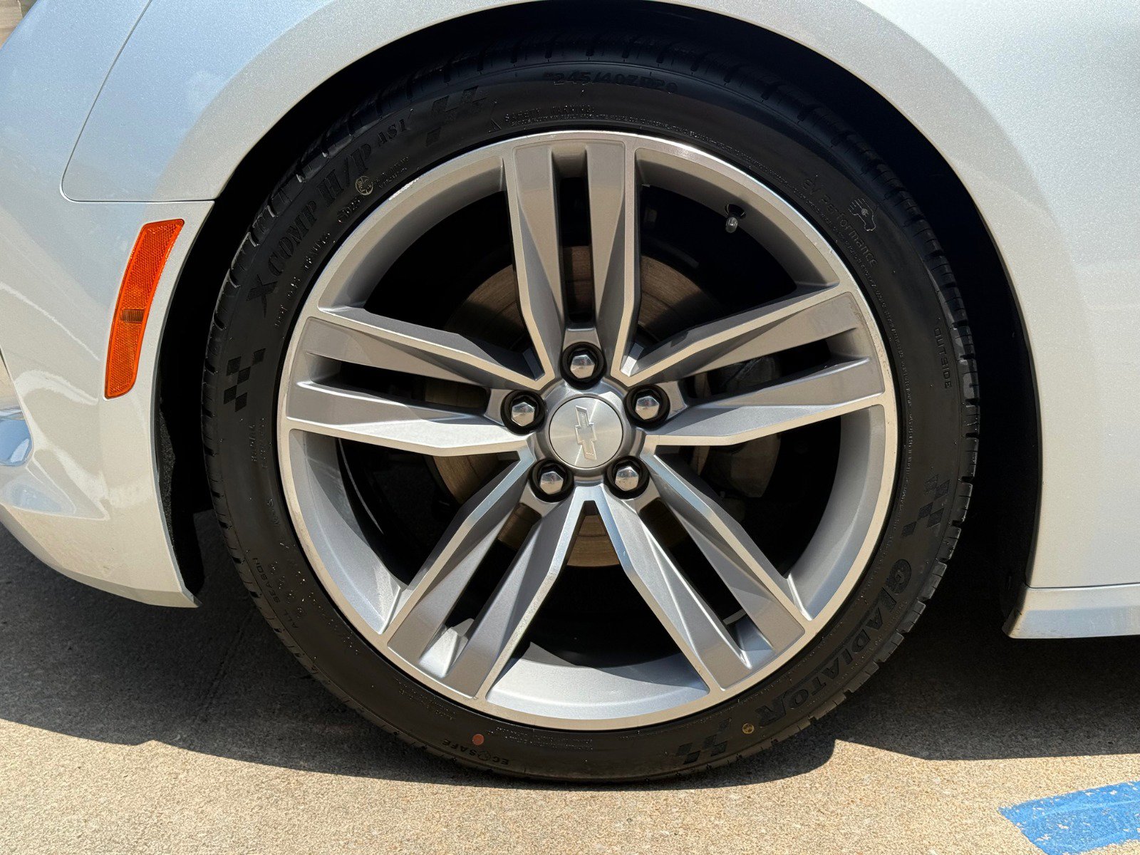 2018 Chevrolet Camaro 1LS 1LT photo 6