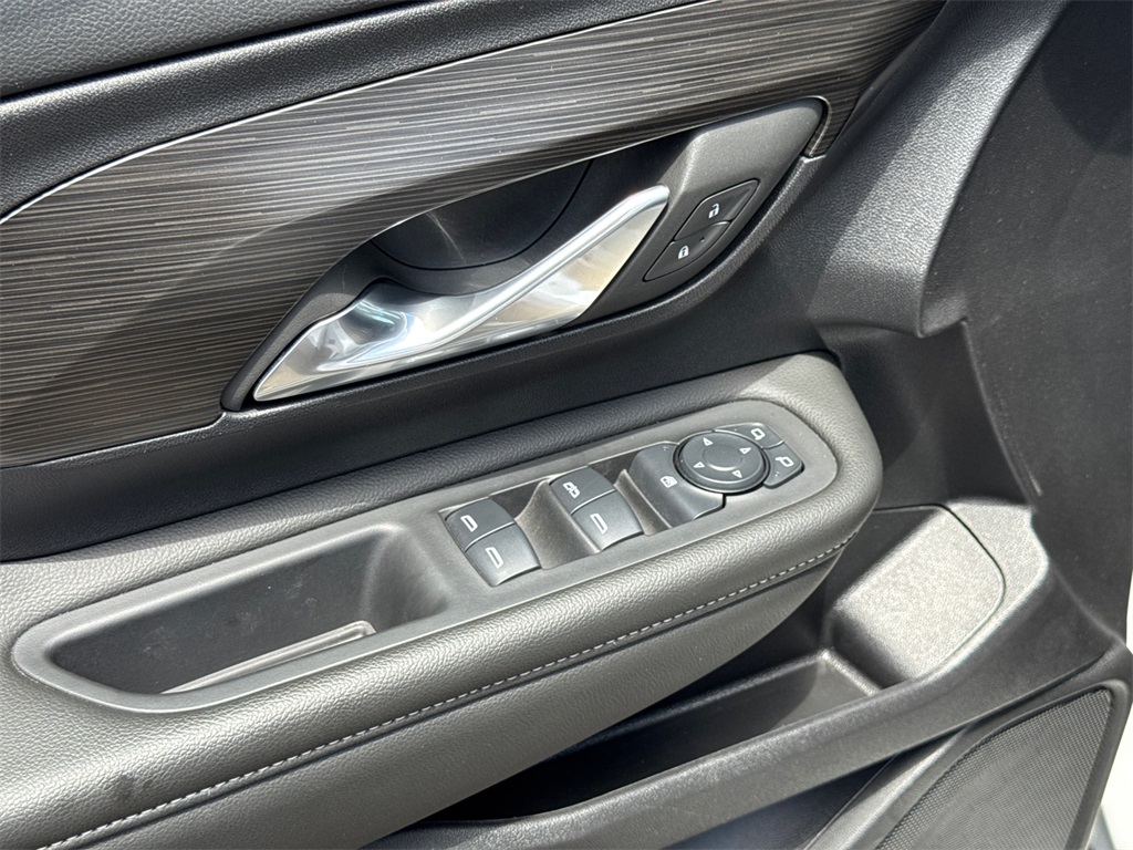 2024 Gmc Terrain SLE photo 25