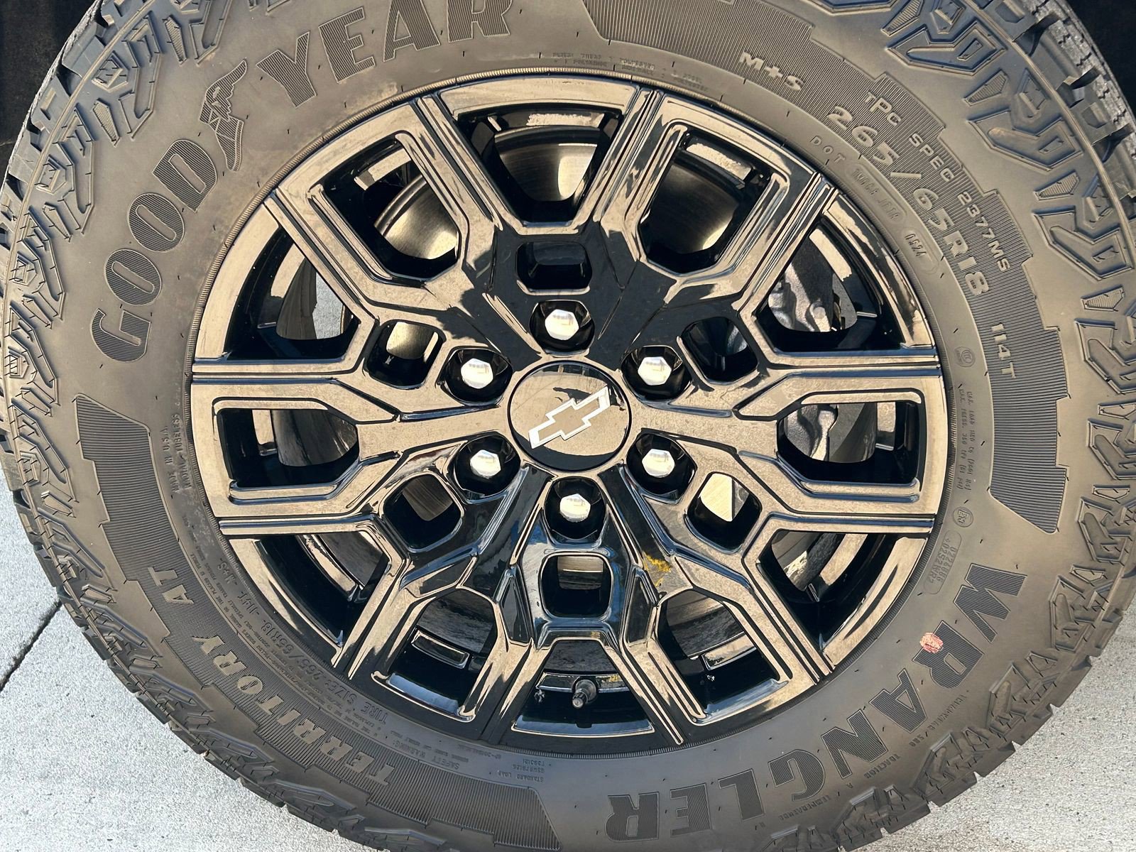 2024 Chevrolet Colorado Trail Boss photo 8