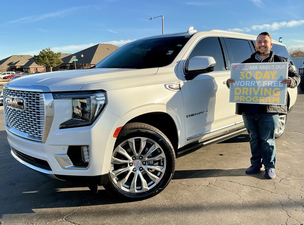 2022 GMC Yukon XL Denali's photo