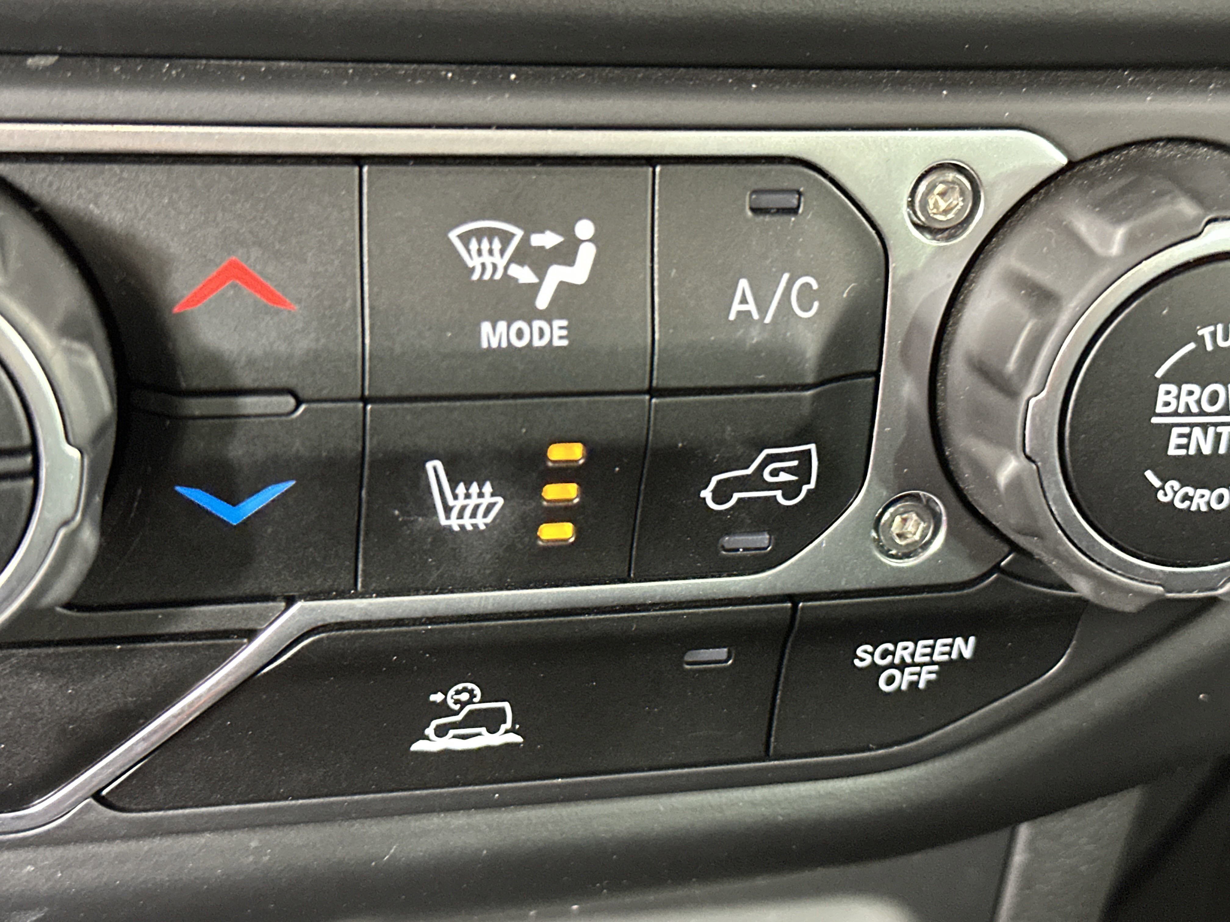 2022 Jeep Wrangler Unlimited High Tide photo 14