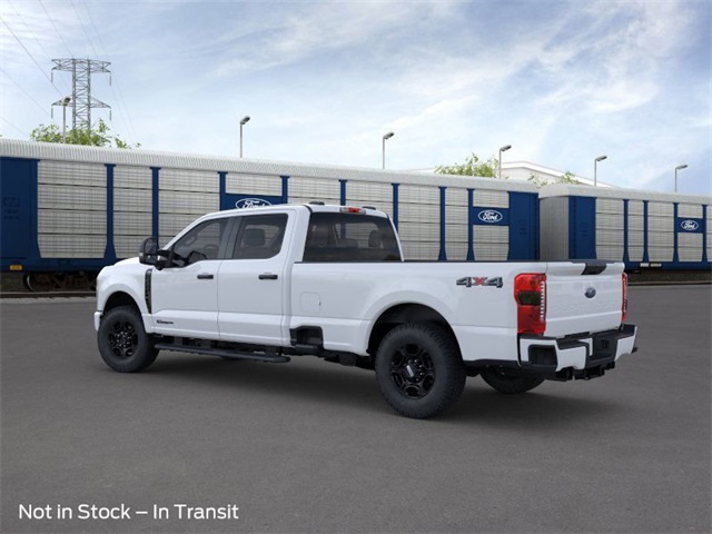 2025 Ford F-350 photo 3