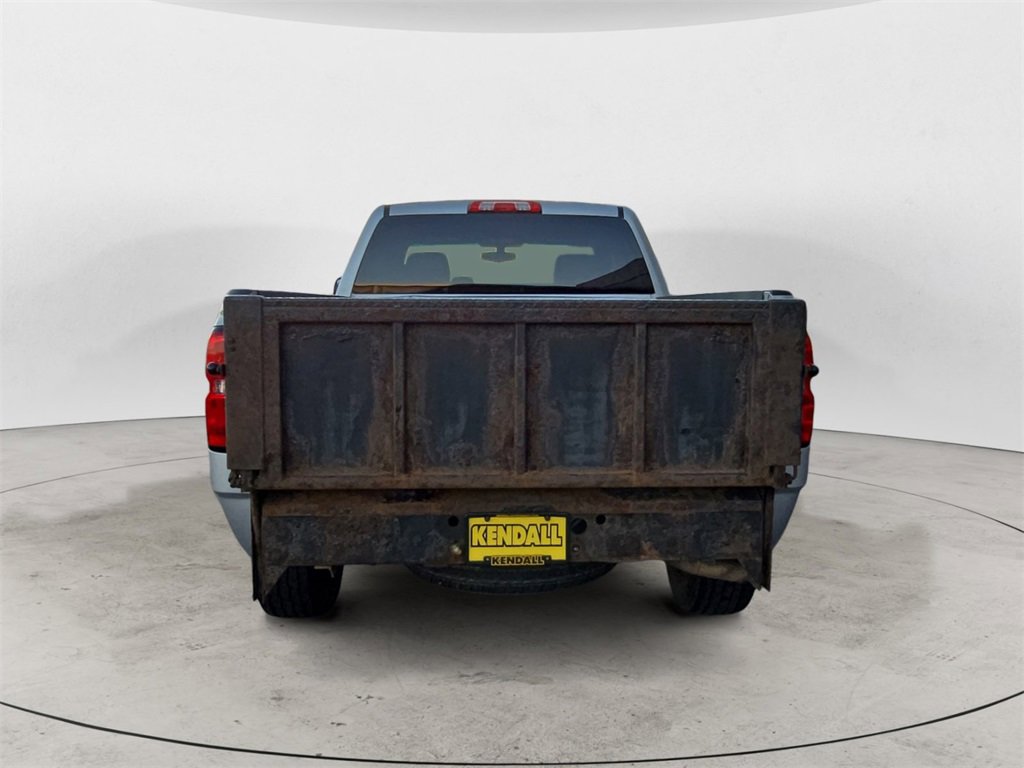 2017 Chevrolet Silverado 1500 LS photo 4