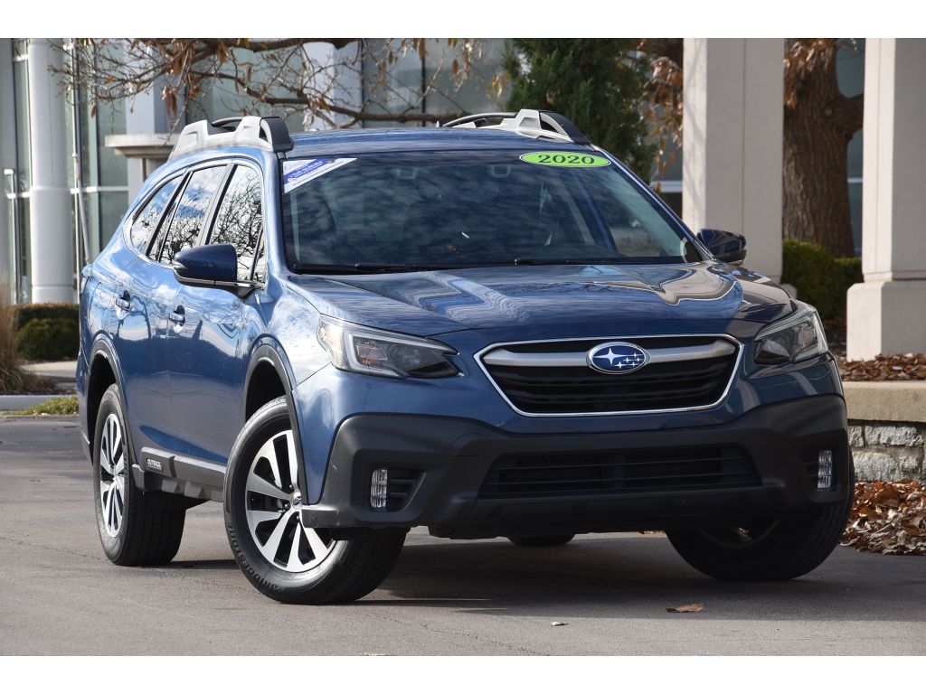 2020 Subaru Outback Premium's photo