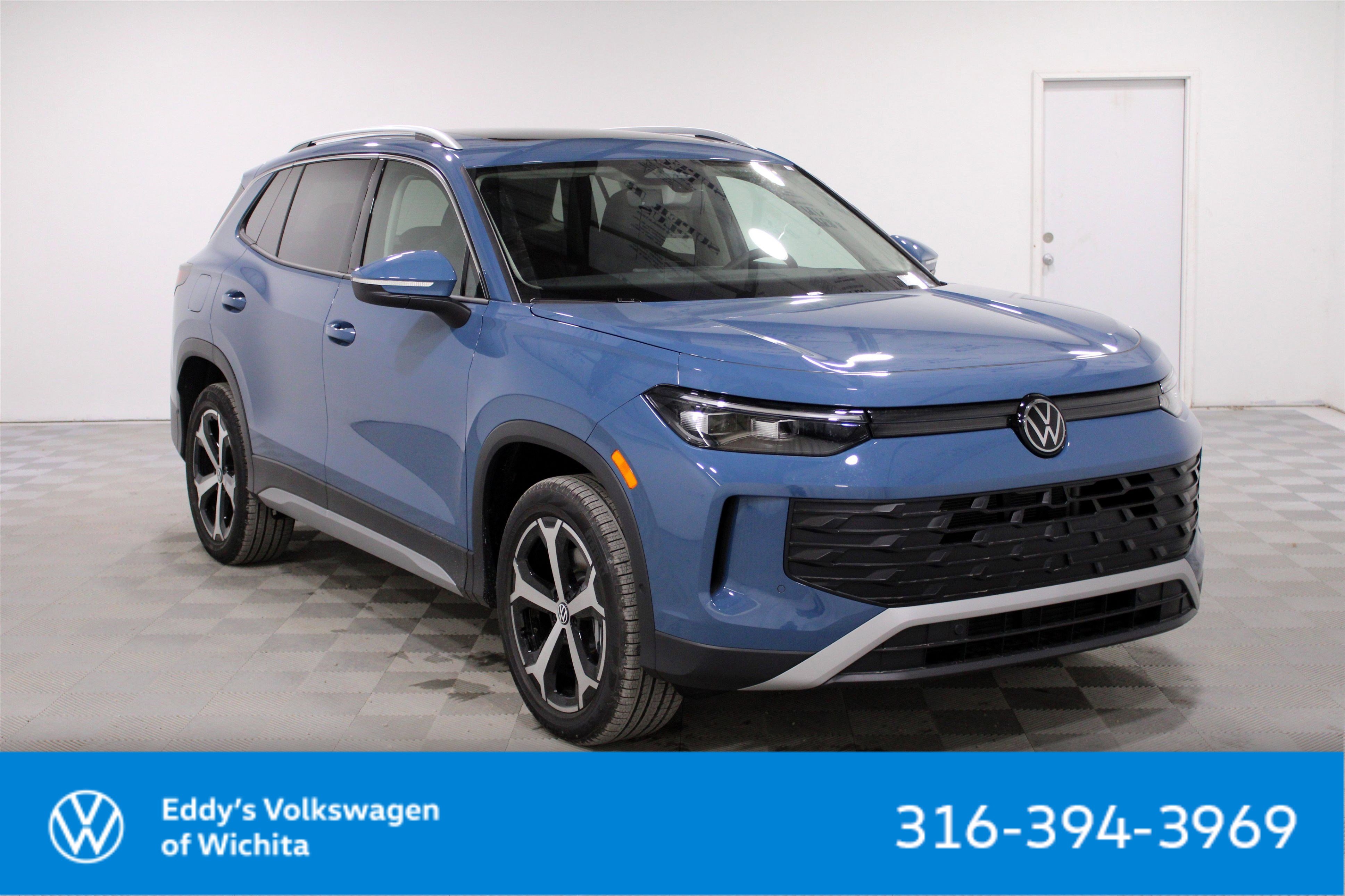 2026 Volkswagen Tiguan SE's photo