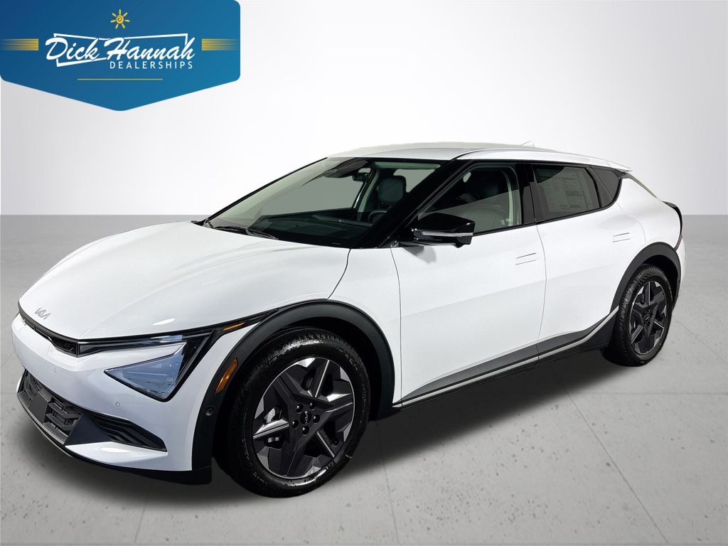 2025 Kia EV6 Light L/R's photo