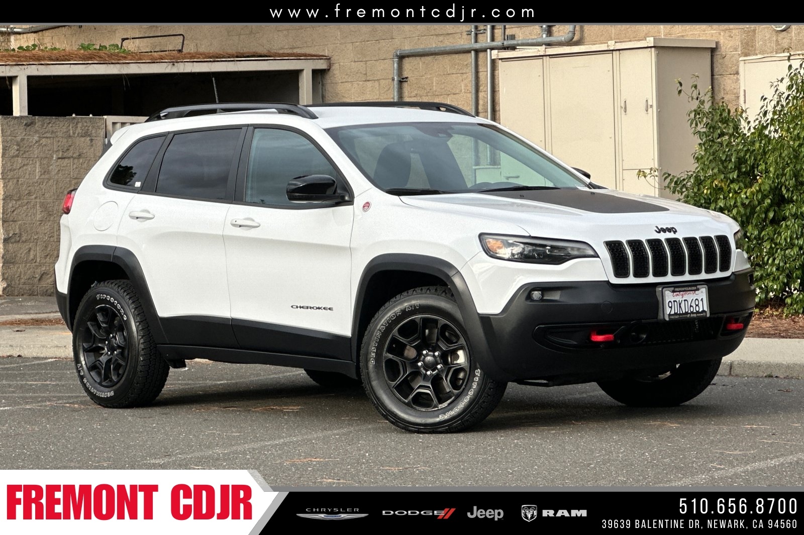2022 Jeep Cherokee Trailhawk's photo
