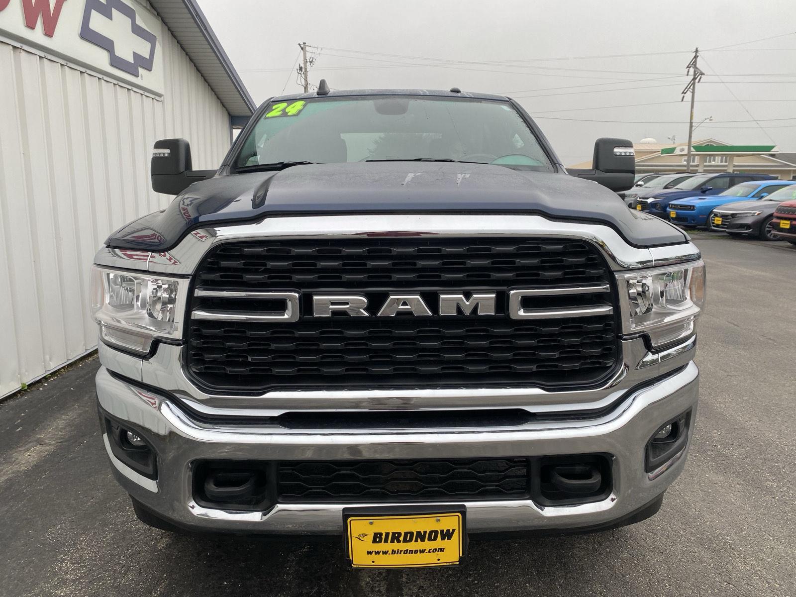 2024 Ram 2500 Big Horn photo 4