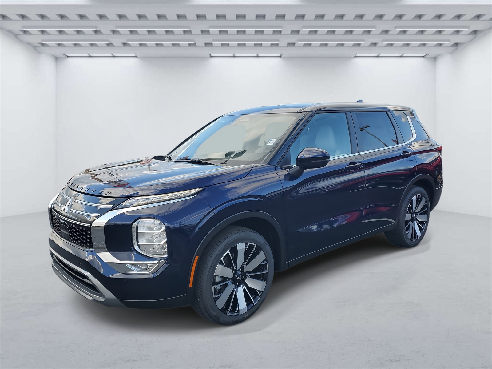 2025 Mitsubishi Outlander SE photo 2