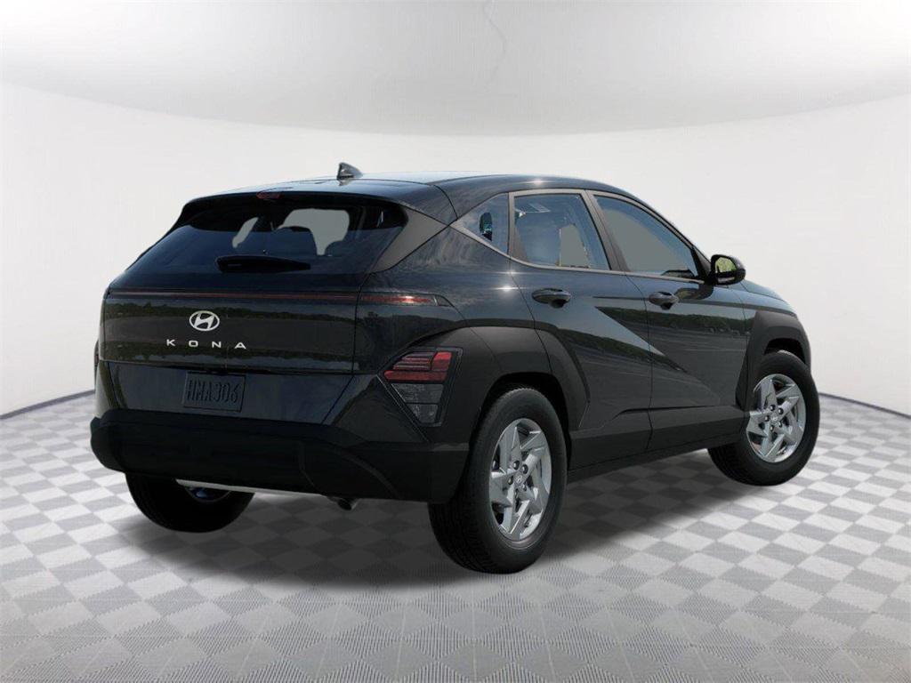 2026 Hyundai Kona SE photo 4