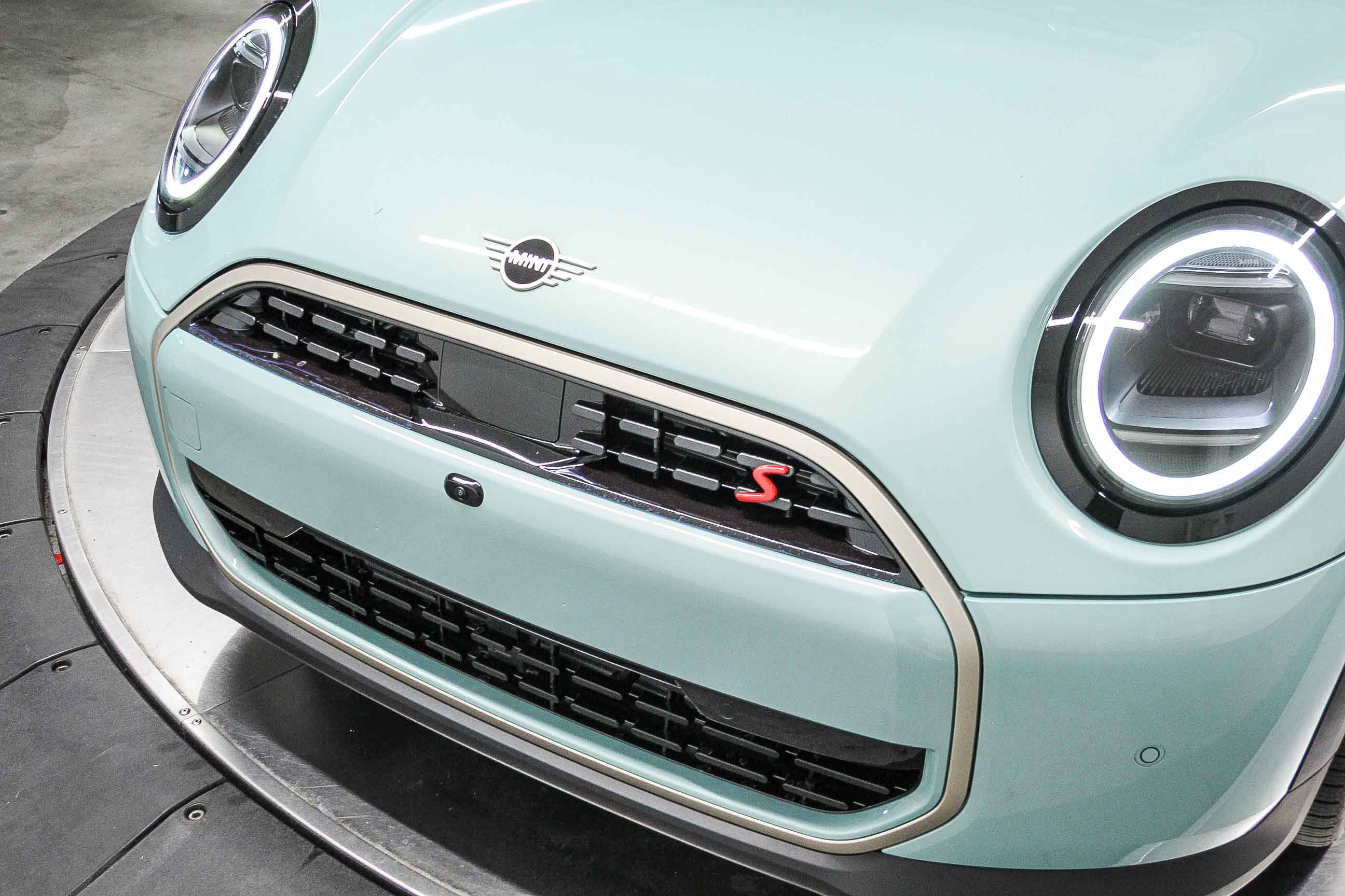 2026 Mini Cooper Convertible Iconic photo 14