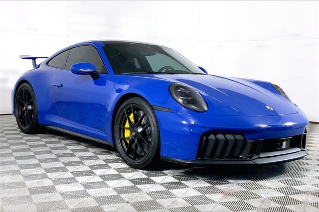 2025 Porsche 911 GTS photo 7