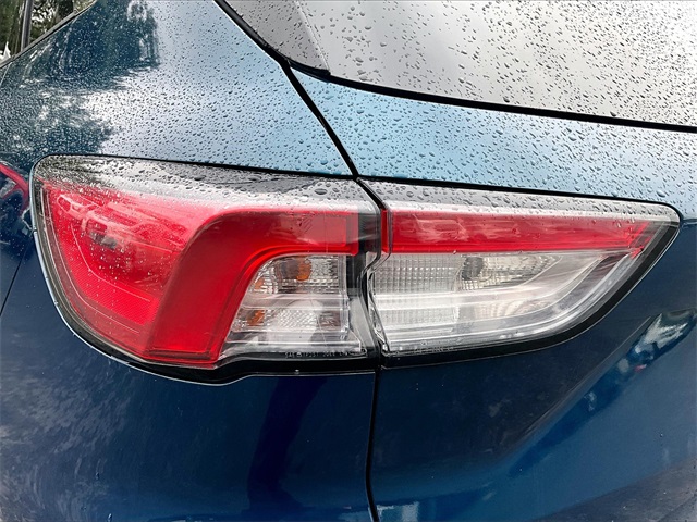 2020 Ford Escape SEL photo 28