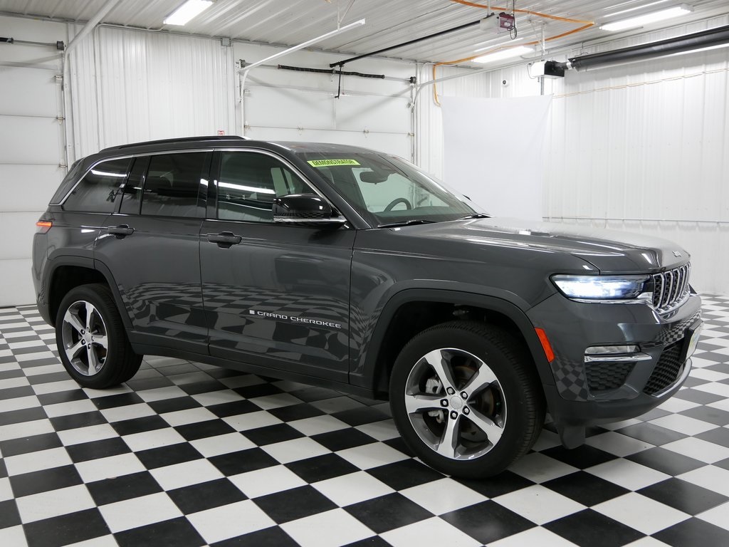 2024 Jeep Grand Cherokee Limited's photo