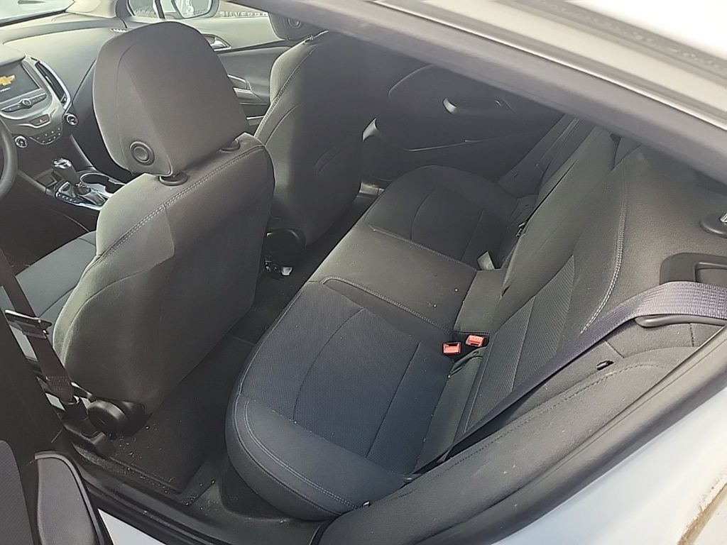 2017 Chevrolet Cruze LT photo 14