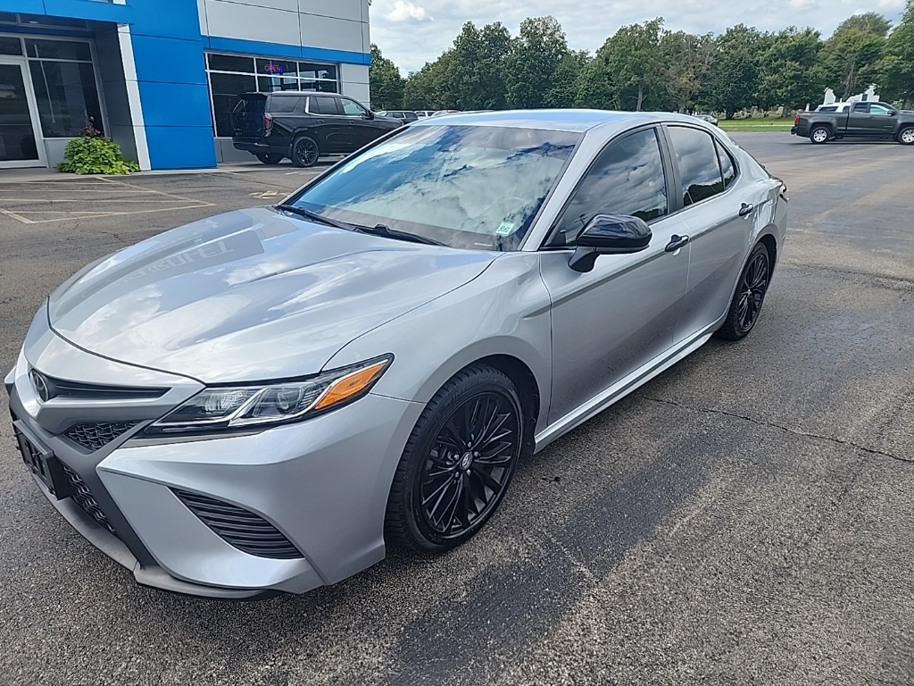 2019 Toyota Camry L photo 2