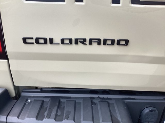 2022 Chevrolet Colorado Z71 photo 12