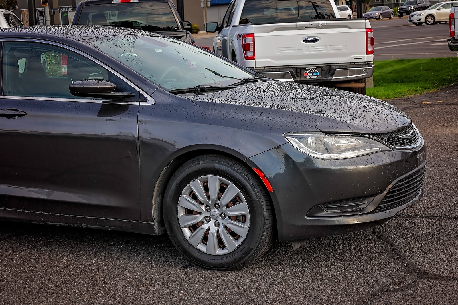 Used 2015 Chrysler 200 LX with VIN 1C3CCCFB0FN592725 for sale in North Logan, UT