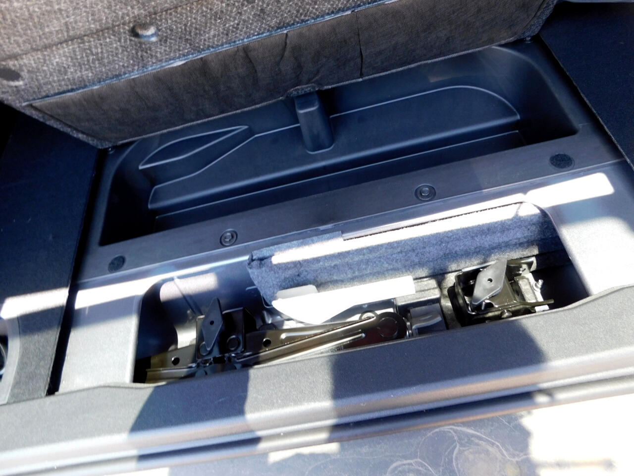 New 2024 Carbonized Gray Metallic Ford Badlands® image 19