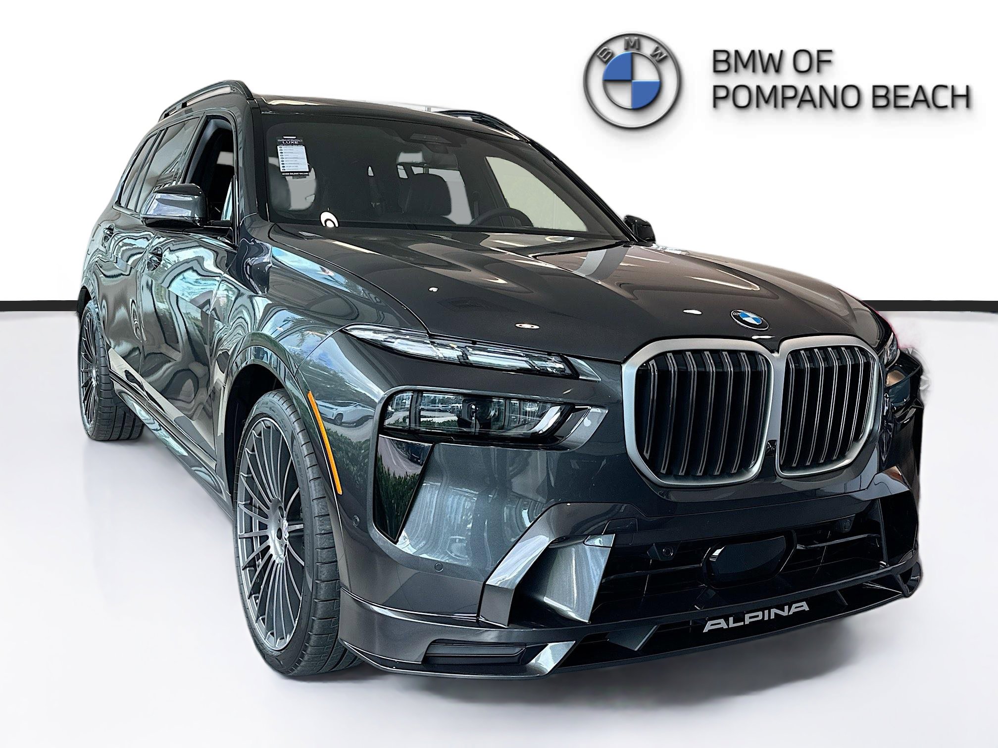 2026 BMW X7 ALPINA XB7's photo