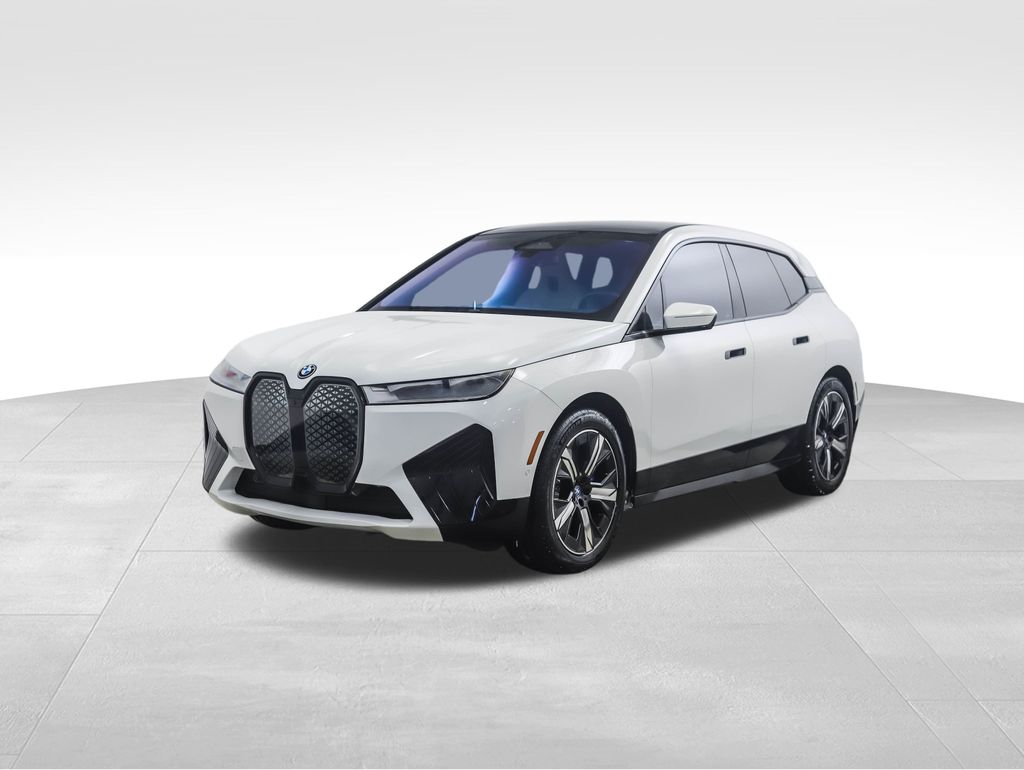 2024 BMW iX Base's photo