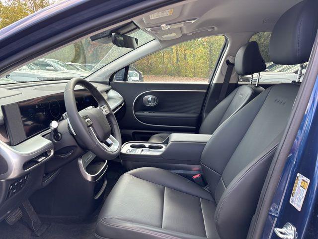 2026 Hyundai Ioniq SEL photo 2