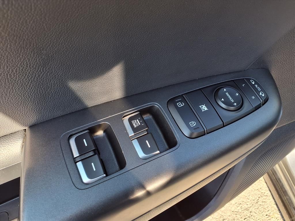 2022 Kia Sportage Nightfall Edition photo 14