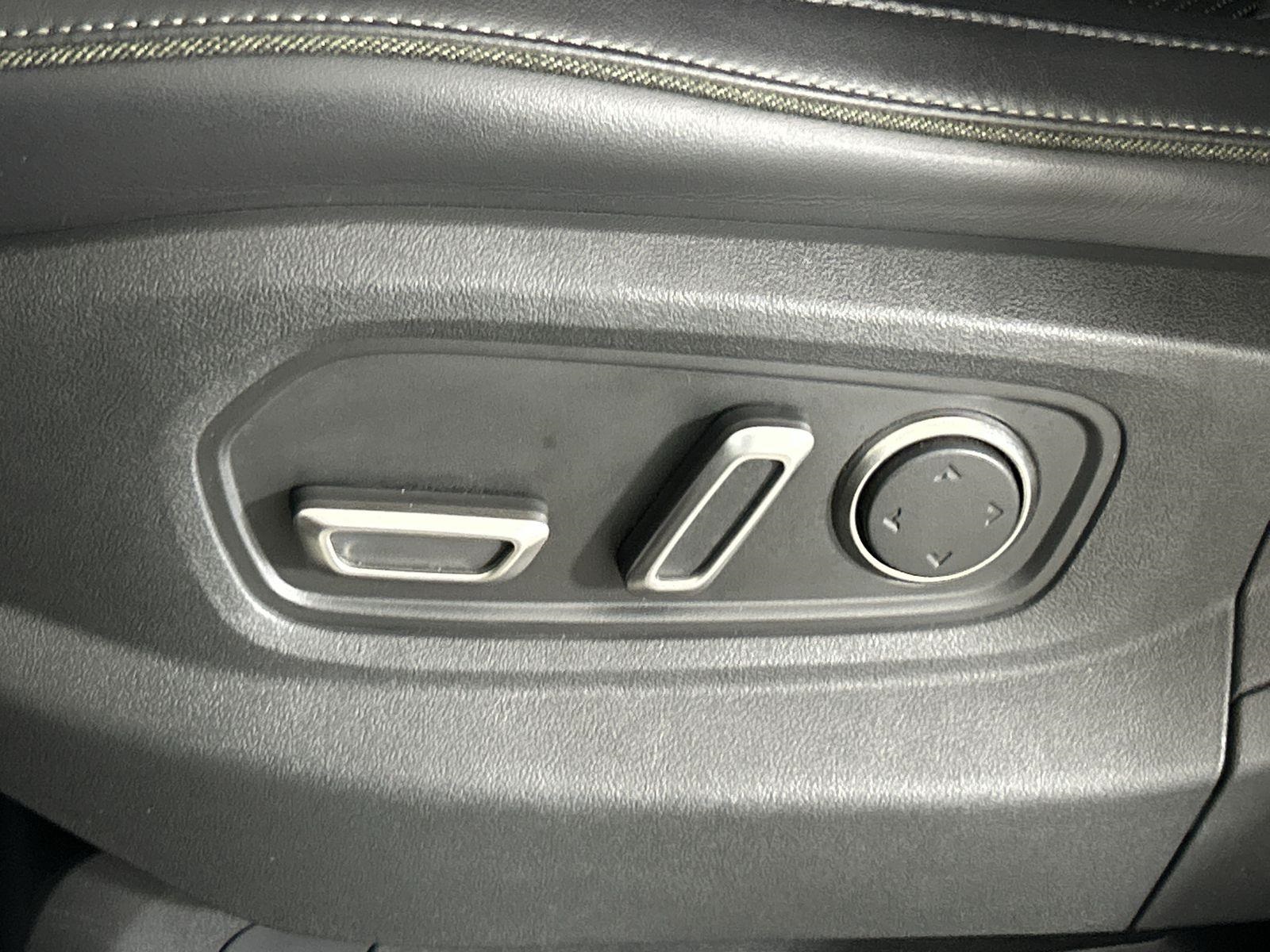2025 Rivian R1S Adventure photo 22