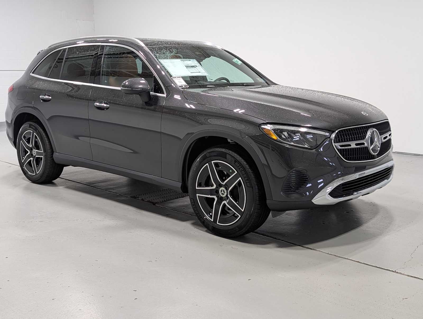2026 Mercedes Benz GLC 300 4MATIC photo 4