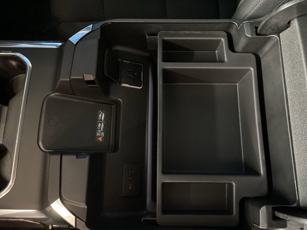 2025 Chevrolet Silverado 3500HD LT photo 9