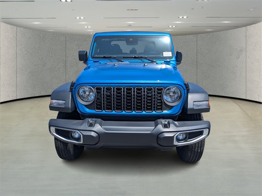 2025 Jeep Gladiator Sport S photo 2