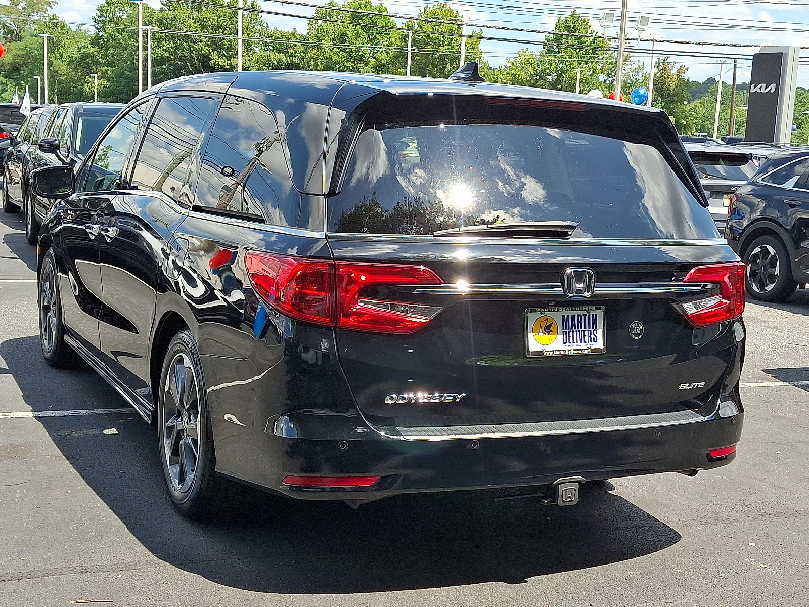 2022 Honda Odyssey Elite photo 3