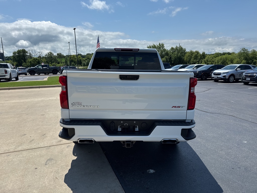 2023 Chevrolet Silverado 1500 RST photo 6