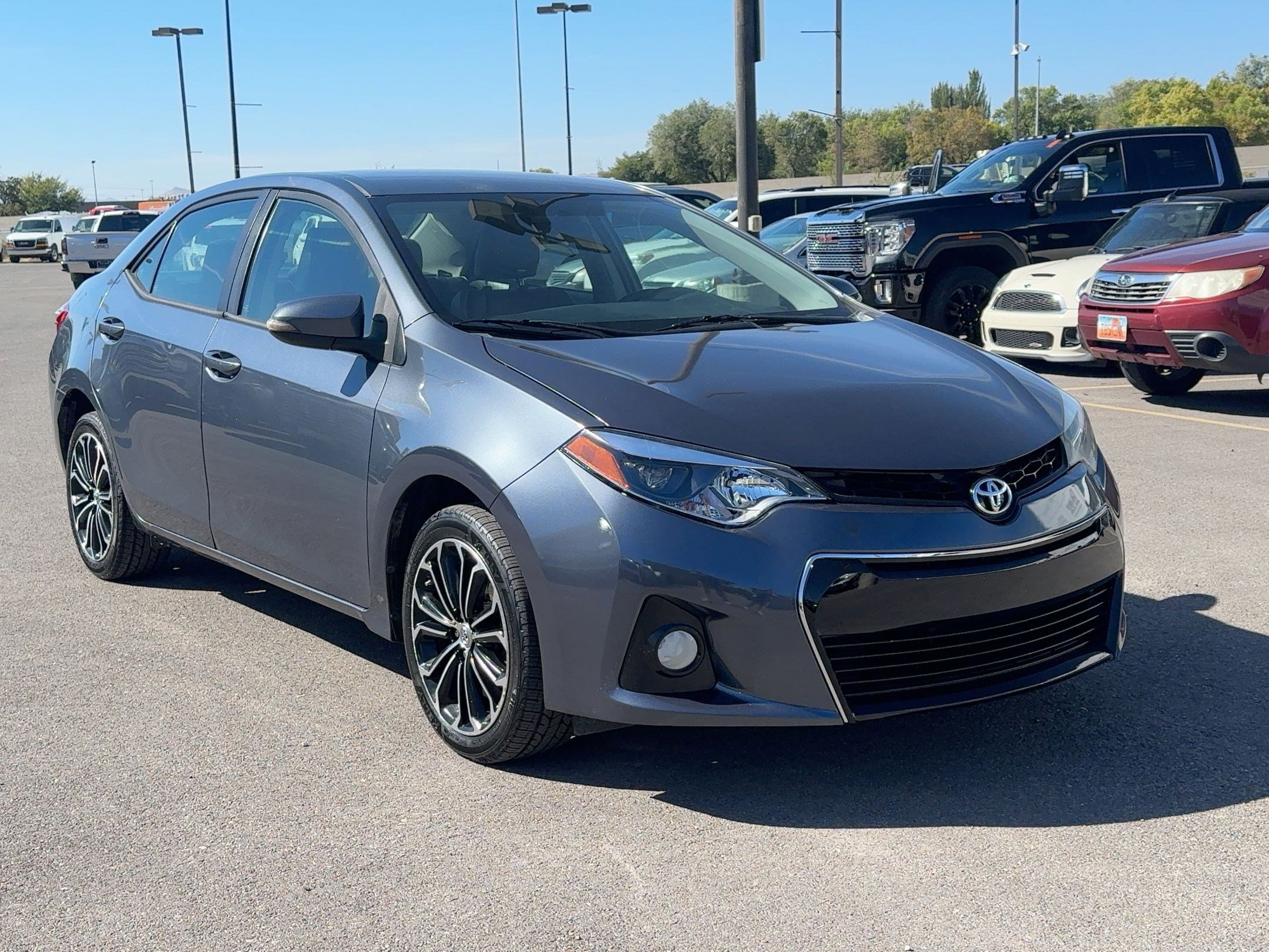2016 Toyota Corolla S photo 7